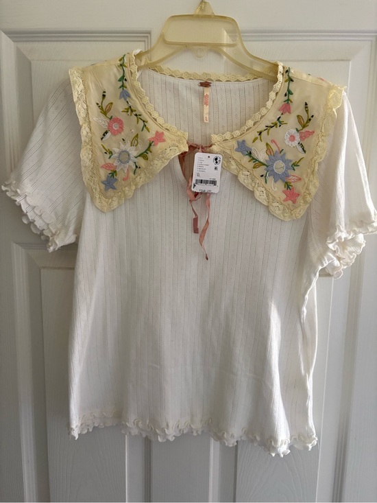 Free People Tops - Free People Embroidered Peter Pan Collar SZ XL Cream Women's Top